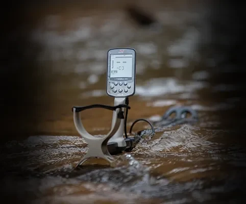 Sivas Minelab X-Terra Elite - Su geçirmez gövde